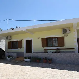  Apartment Paza Albanien